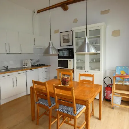 Apartment Maison Neuve *